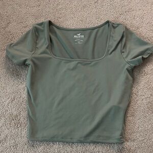 Hollister Women's Olive Crop Top